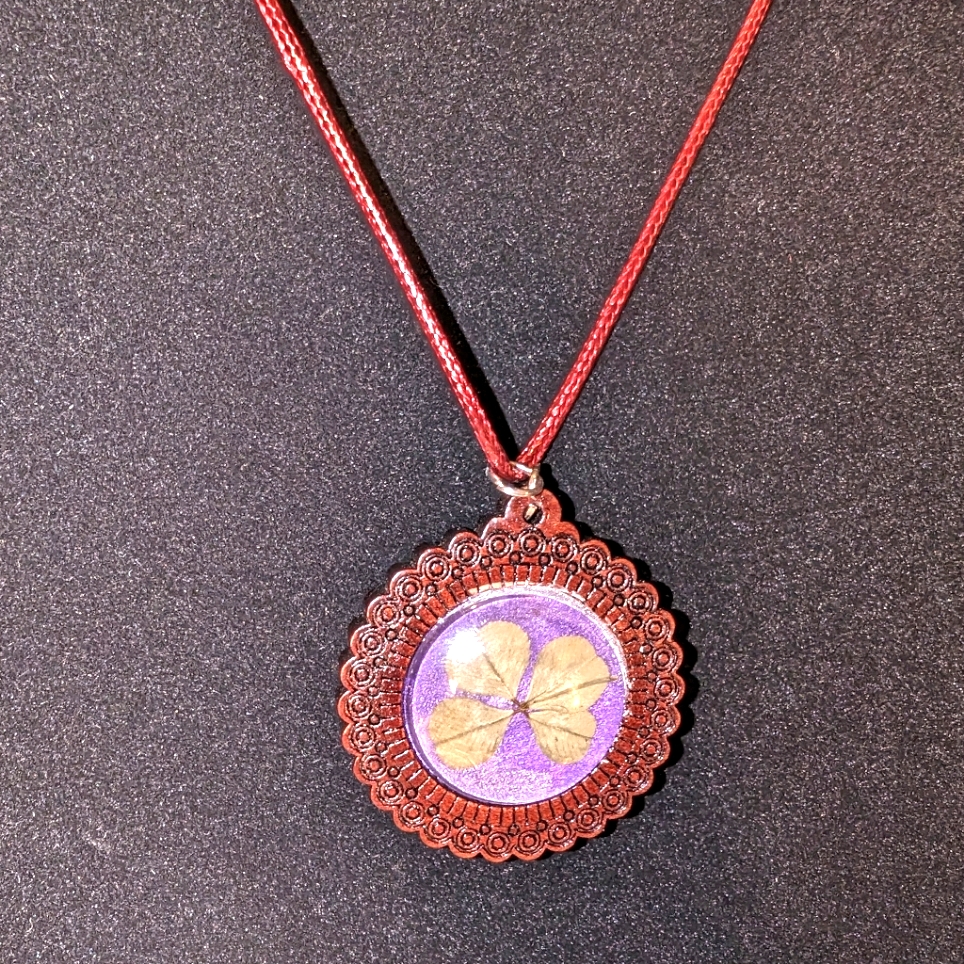 Real 4 Leaf Clover Pendant Necklace